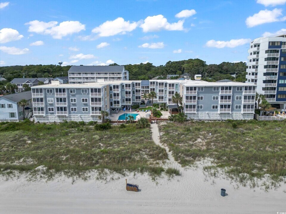 2405 S Ocean Blvd in North Myrtle Beach, SC - Building Photo