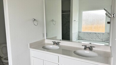 113 Allegro Dr in Hutto, TX - Building Photo - Building Photo