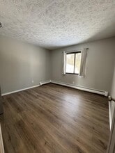 3841 Silver Lake Rd in Traverse City, MI - Building Photo - Building Photo