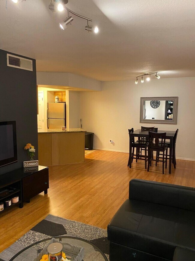 2228 N 52nd St-Unit -124 in Phoenix, AZ - Building Photo - Building Photo