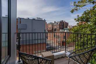 1902 R St NW, Unit FL3-ID737 in Washington, DC - Building Photo - Building Photo
