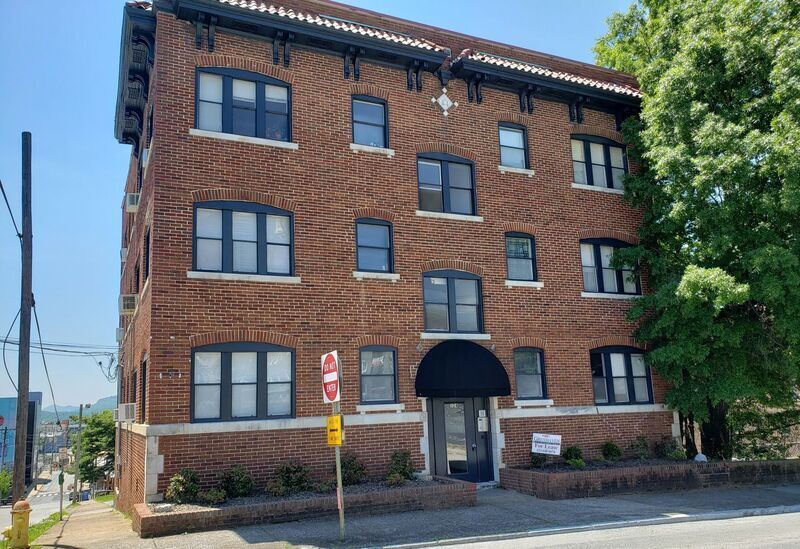 8th Street Apartments in Chattanooga, TN - Building Photo