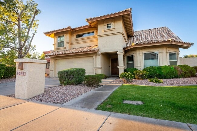 2434 W Lompoc Ave in Mesa, AZ - Foto de edificio - Building Photo