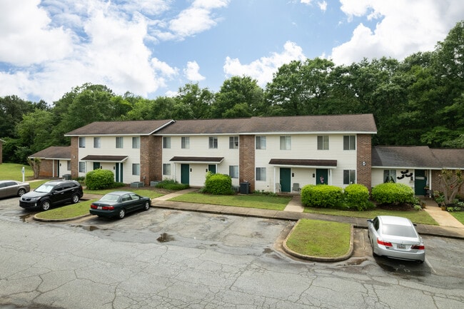 Hampton Ridge Apartments in Duncan, SC - Foto de edificio - Building Photo