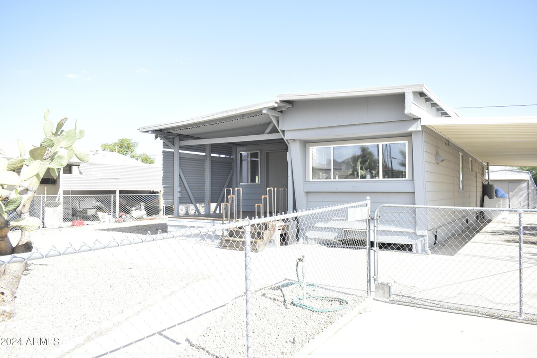 17836 North 21st St in Phoenix, AZ - Building Photo