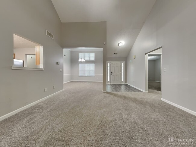 4124 Waters End Ln in Snellville, GA - Foto de edificio - Building Photo