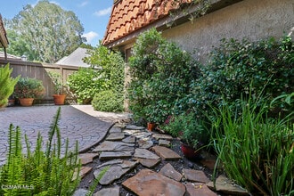 2846 Lakeridge Ln in Westlake Village, CA - Building Photo - Building Photo