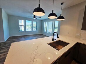 10215 Estuary Lakes Dr in Tampa, FL - Building Photo - Building Photo