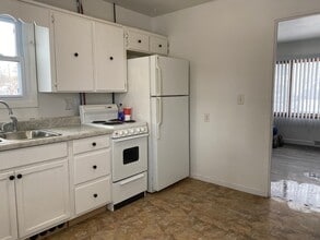 1246 Columbia St in Waterloo, IA - Building Photo - Building Photo