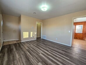 413 W Burns St in Shawnee, OK - Foto de edificio - Building Photo