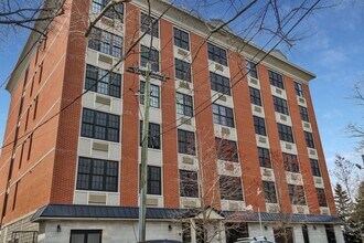 319 Grant Ave in Jersey City, NJ - Building Photo - Building Photo