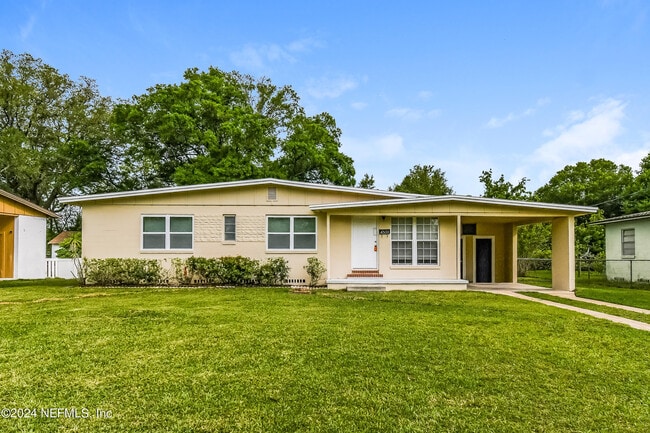 property at 6533 Burgundy Rd S