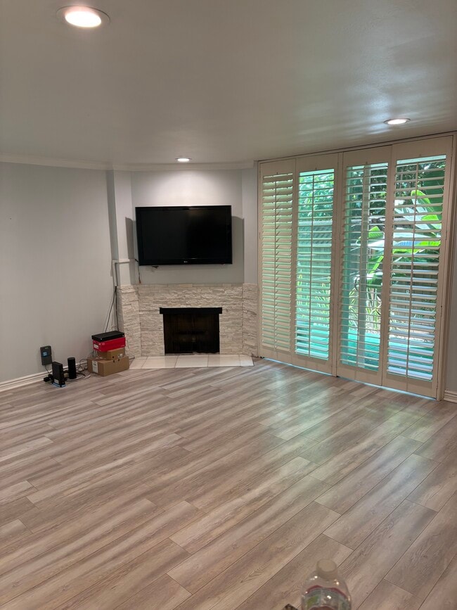 6505 Green Valley Cir, Unit #115 in Culver City, CA - Building Photo - Building Photo