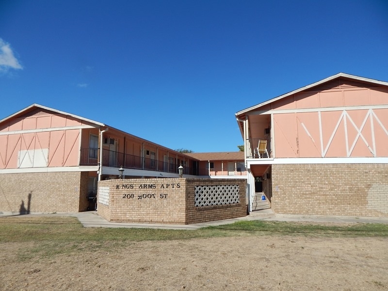 King's Arms in Killeen, TX - Building Photo