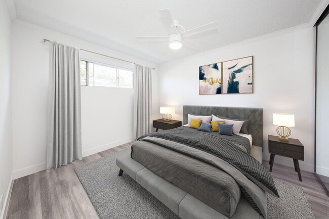 Metro Apartments in San Leandro, CA - Building Photo - Building Photo