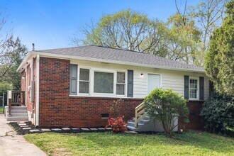 1439 Joy Ln in Decatur, GA - Building Photo - Building Photo