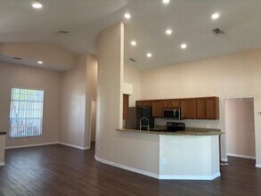 736 Sunflower Dr in Palm Harbor, FL - Building Photo - Building Photo