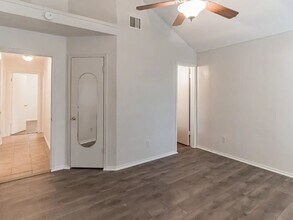 4118 Cochise Dr in Balch Springs, TX - Foto de edificio - Building Photo