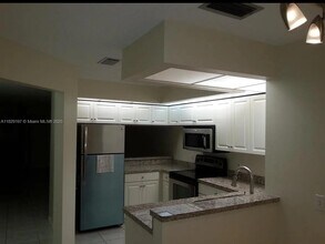 200 Crosswinds Dr in Greenacres, FL - Building Photo - Building Photo