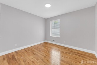 138 Milford Ave in Newark, NJ - Building Photo - Building Photo