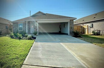 16639 River Grass Trl in Hockley, TX - Foto de edificio - Building Photo