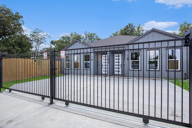 3652 Seabrook St in Houston, TX - Building Photo - Building Photo