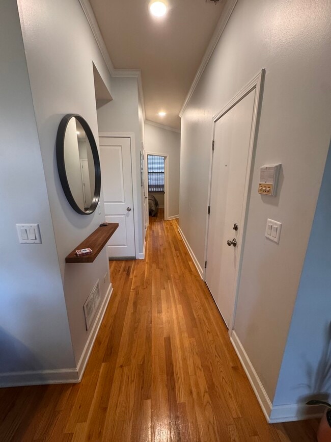 1951 N Whipple St in Chicago, IL - Building Photo - Building Photo