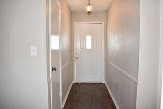 8321 Oak Ct in North Richland Hills, TX - Building Photo - Building Photo