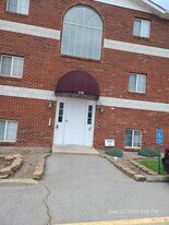134 Lauren Circle Apt D, Unit 134D695