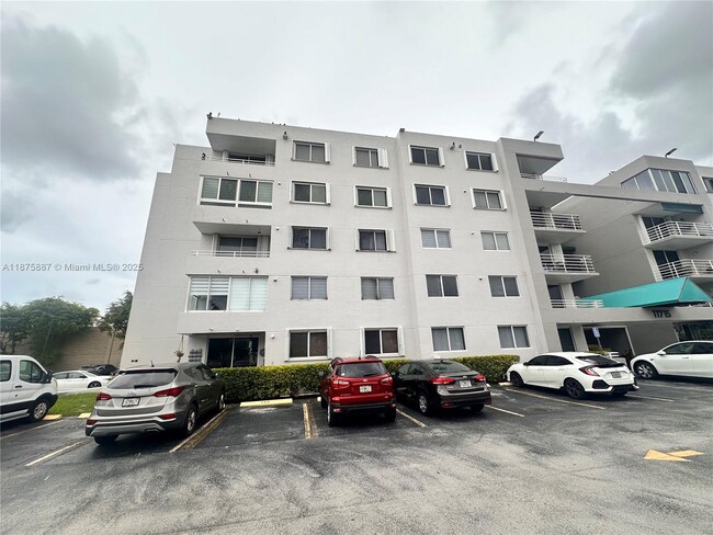 11715 SW 18th St in Miami, FL - Building Photo - Building Photo