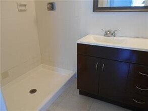 789 NW 103rd Terrace in Pembroke Pines, FL - Building Photo - Building Photo