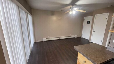 6152 W Rosedale Ave in Chicago, IL - Building Photo - Building Photo