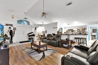 41 Nevada Loop Rd in Davenport, FL - Building Photo - Building Photo