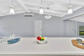 2448 Andros Ln in Fort Lauderdale, FL - Building Photo - Building Photo