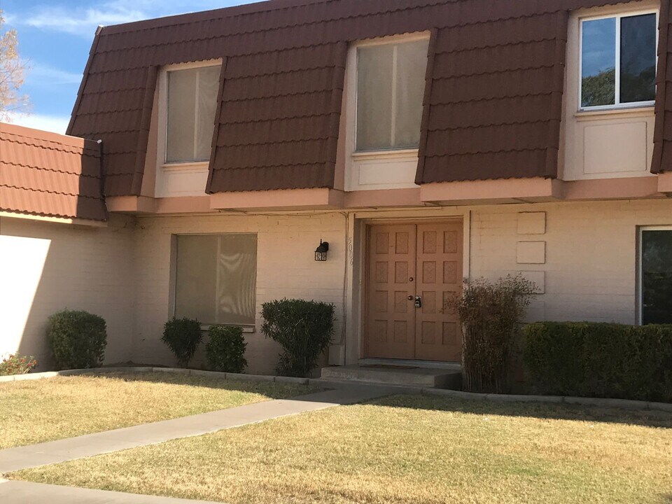 5006 S Birch St in Tempe, AZ - Building Photo