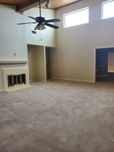 Regency Apartments in Midland, TX - Building Photo - Building Photo