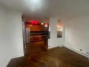 7306 N Winchester Ave in Chicago, IL - Building Photo - Building Photo