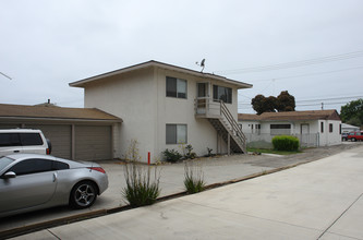 534-538 S Seaward Ave in Ventura, CA - Foto de edificio - Building Photo