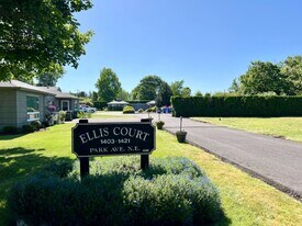 1421-1421 Park Ave NE in Salem, OR - Building Photo