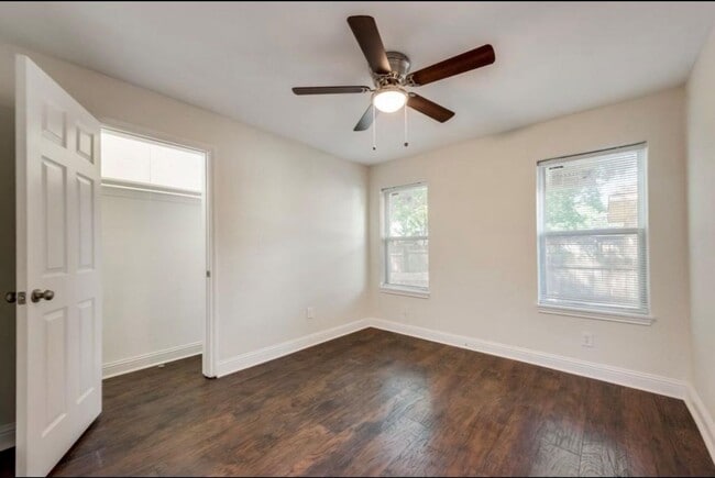 4823 Ash Ln in Dallas, TX - Building Photo - Building Photo