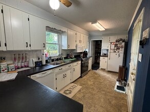 144 Twin Creek Dr in Boiling Springs, SC - Building Photo - Building Photo