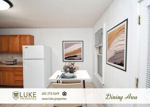 105 S Lyndale Ave in Sioux Falls, SD - Building Photo - Building Photo