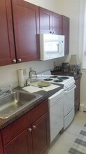 1677 Commonwealth Ave in Boston, MA - Building Photo - Building Photo