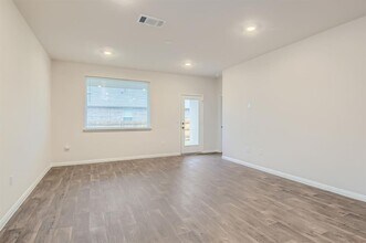 709 Iron Brg Rd in Georgetown, TX - Building Photo - Building Photo