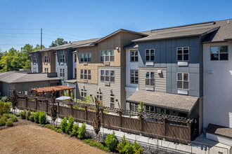 Village Concepts of Fairwood in Renton, WA - Building Photo - Building Photo