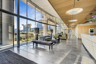 340 E Randolph St, Unit 4901 in Chicago, IL - Building Photo - Building Photo