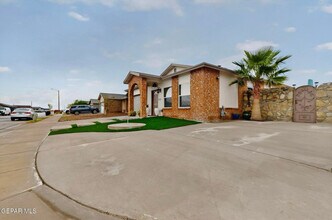 14269 Escalera Dr in Horizon City, TX - Building Photo - Building Photo