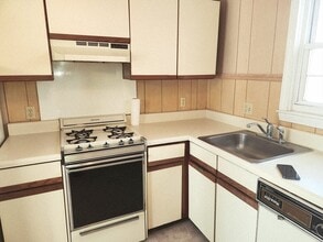 456 Cold Spring Ave in West Springfield, MA - Building Photo - Building Photo