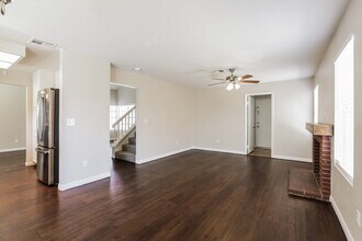 7749 Isley Ave in Las Vegas, NV - Building Photo - Building Photo