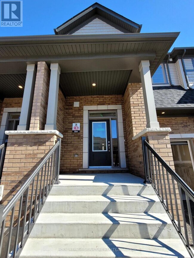 48 Bayardo Dr in Oshawa, ON - Building Photo - Building Photo